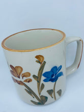 Load image into Gallery viewer, 1980s Hand Painted Cottagecore Ceramic Cup

