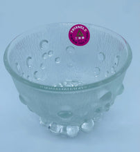 Load image into Gallery viewer, Set of 5 1970s Dewdrops In Rainforest Dessert Bowls
