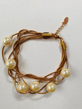 Load image into Gallery viewer, Rose Gold Snake Chain Pearl Bracelet
